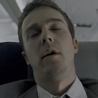 😴