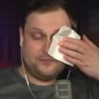 👀