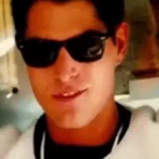 😎