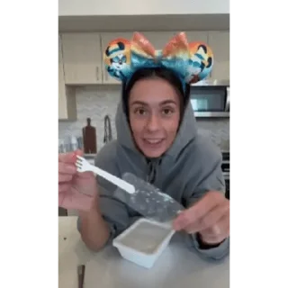 😁