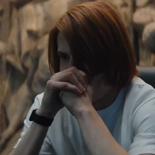 😨
