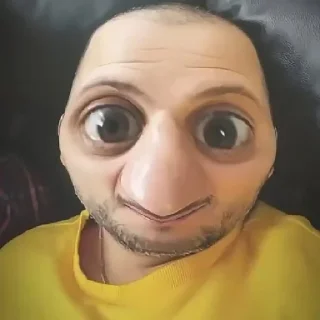 🥸