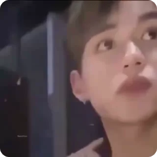 😳