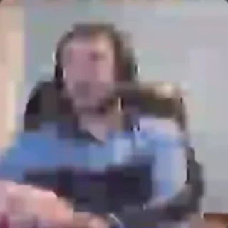 😐