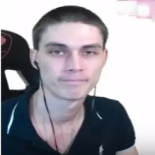 🗿