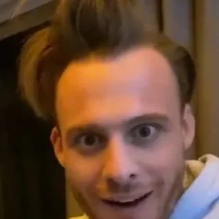 🥴
