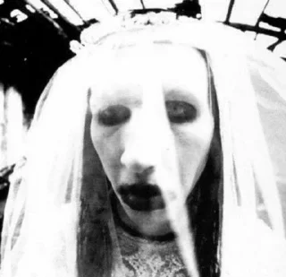 M.Manson 🥵 :: @fStikBot