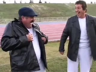 😂