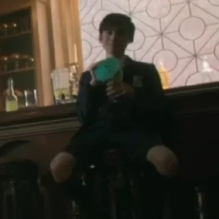 🍸