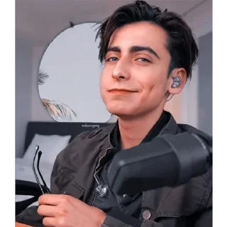 😏