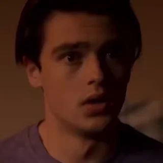 😳