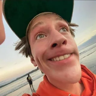 😁