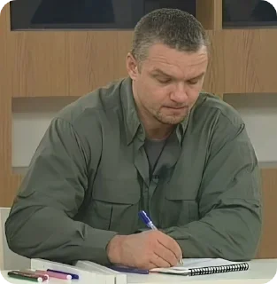 ✍️