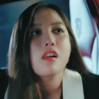 😠