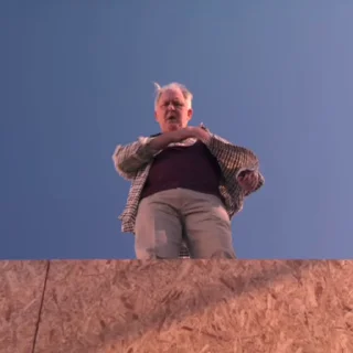 🔨