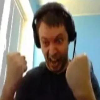 ✊