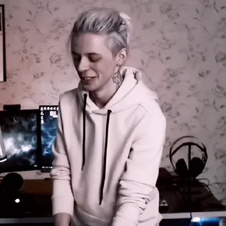 🎥