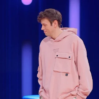 🤨