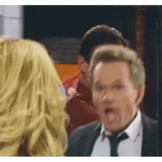 😱