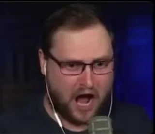 😱