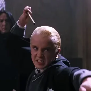 😠