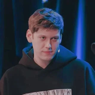 😑