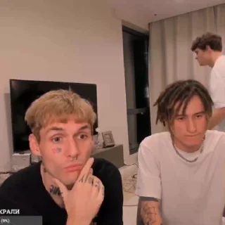🙀