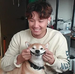😀