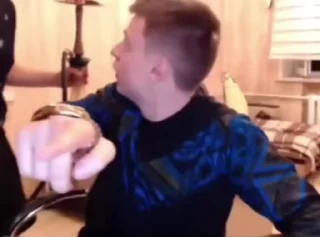 😱