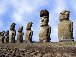 🗿