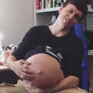 🤰