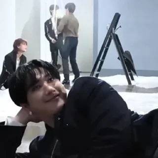 😁