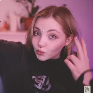 ✌