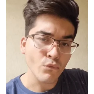 🤨