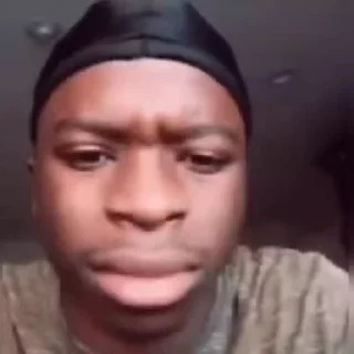 😨