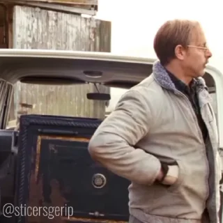 😘