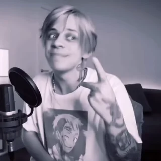 🎥