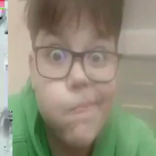 😂