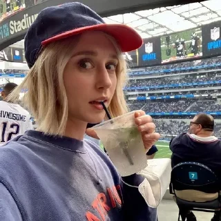 🍾