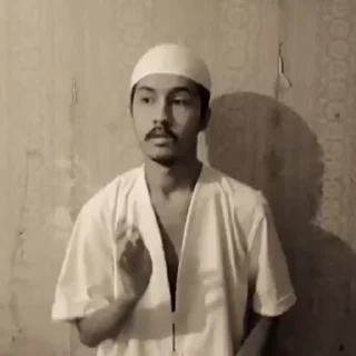 😱