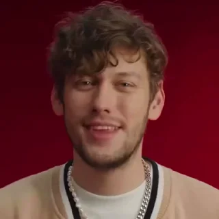 😘