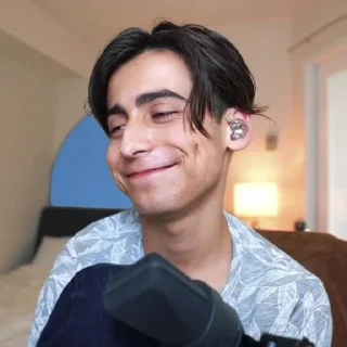 🙈