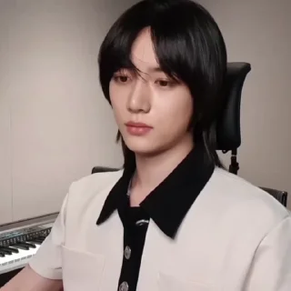 😶