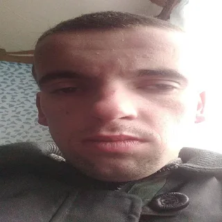😂