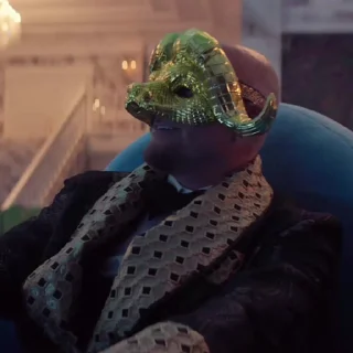 👑