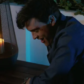 😐