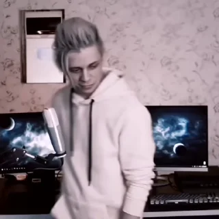 🎥