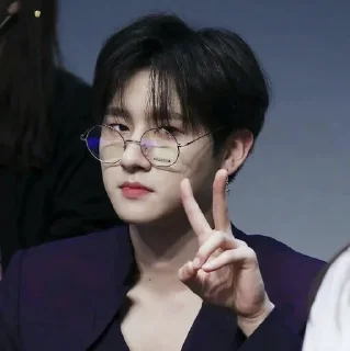 ✌️