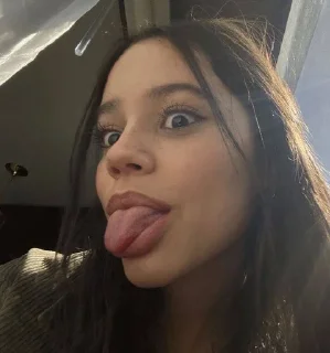 😛