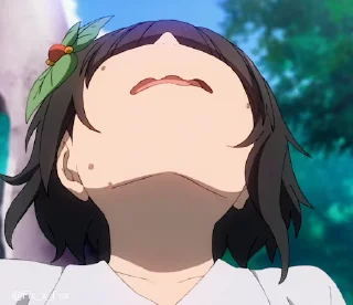😣